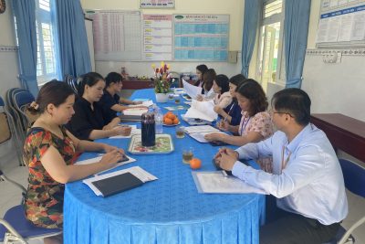 Đón đoàn kiểm tra An Toàn vệ sinh thực phẩm của tỉnh Quảng Ngãi về kiểm tra trường học.